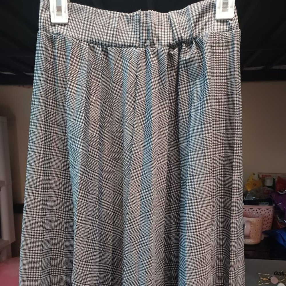 Mid Calf Medium Skirt
